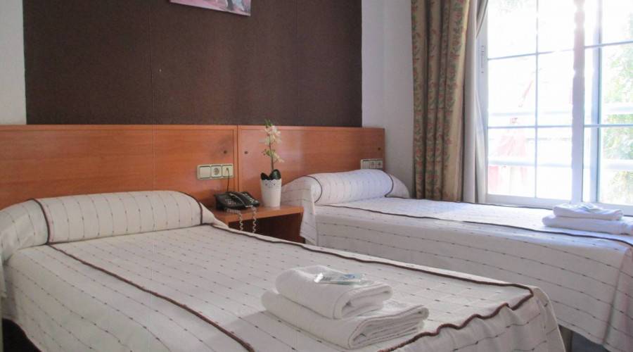 Hotel New Sanz - Hotel - Habitaciones - Doble dos camas